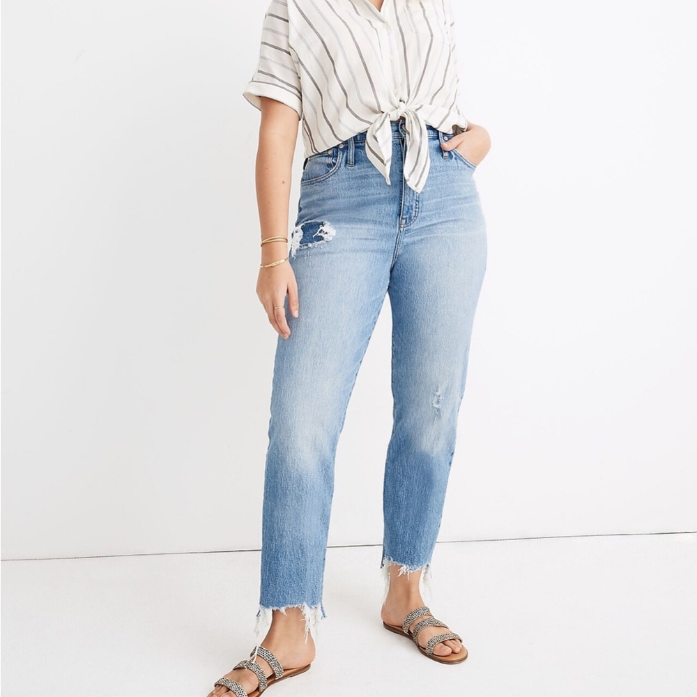 Madewell Classic Straight Jeans in Corrie Wash: Step-Hem Edition Size 32